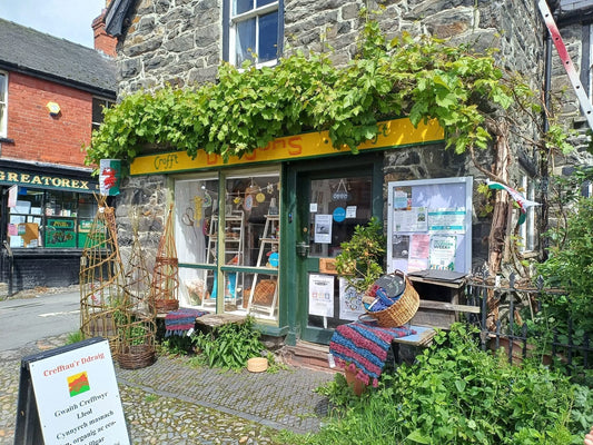 Dragons Craft Shop - Llanrhaeadr-ym-Mochnant