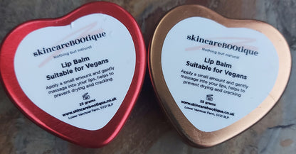 Natural lip balm suitable for vegans in 25g snap top tins